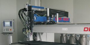 Auto Glue Spreading machine