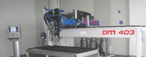 Auto Glue Spreading machine