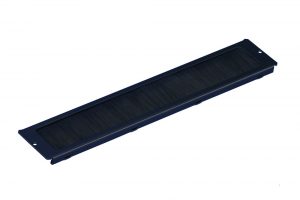 Cable entry with brush